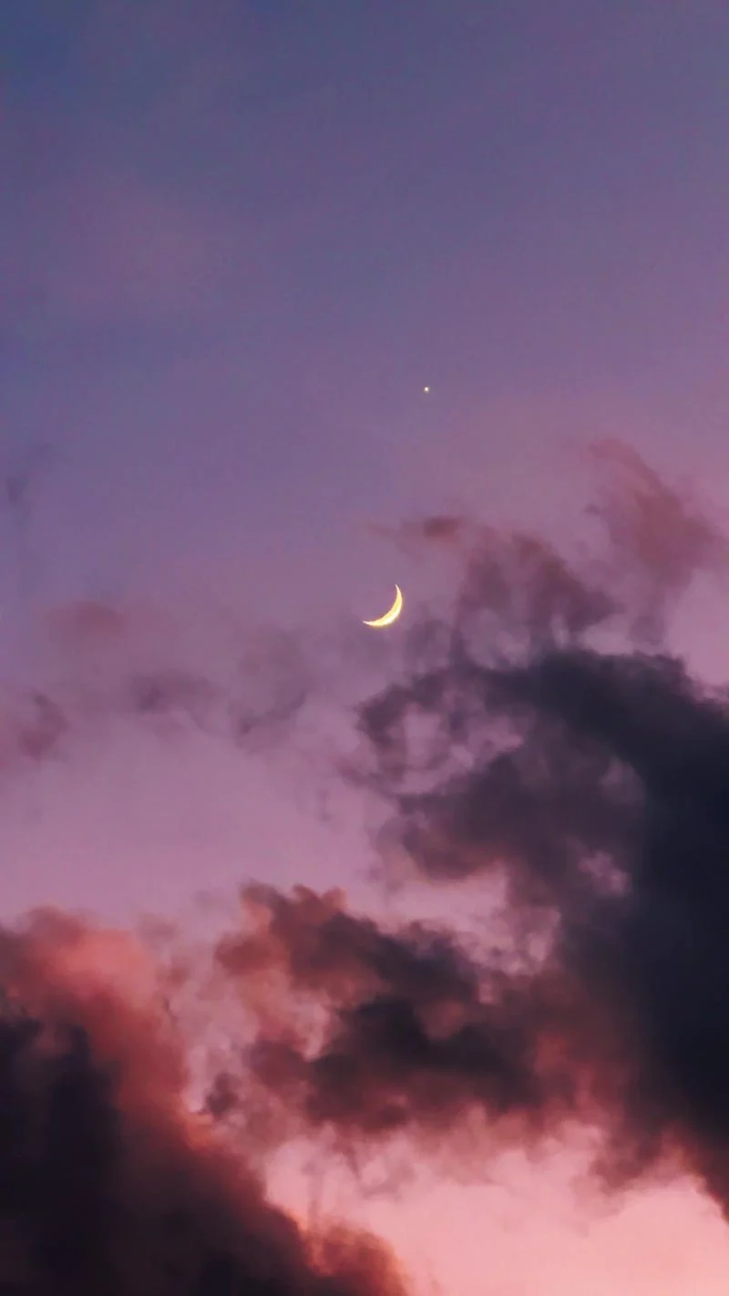 紫霭间的星月低语